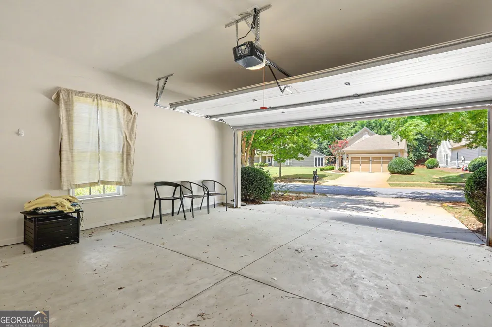 102 Magic Lily DR Griffin, GA 30223