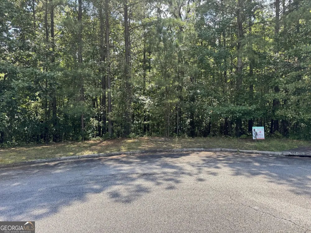 6151 Sequoia LN Douglasville, GA 30135