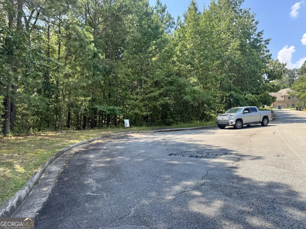 6151 Sequoia LN Douglasville, GA 30135