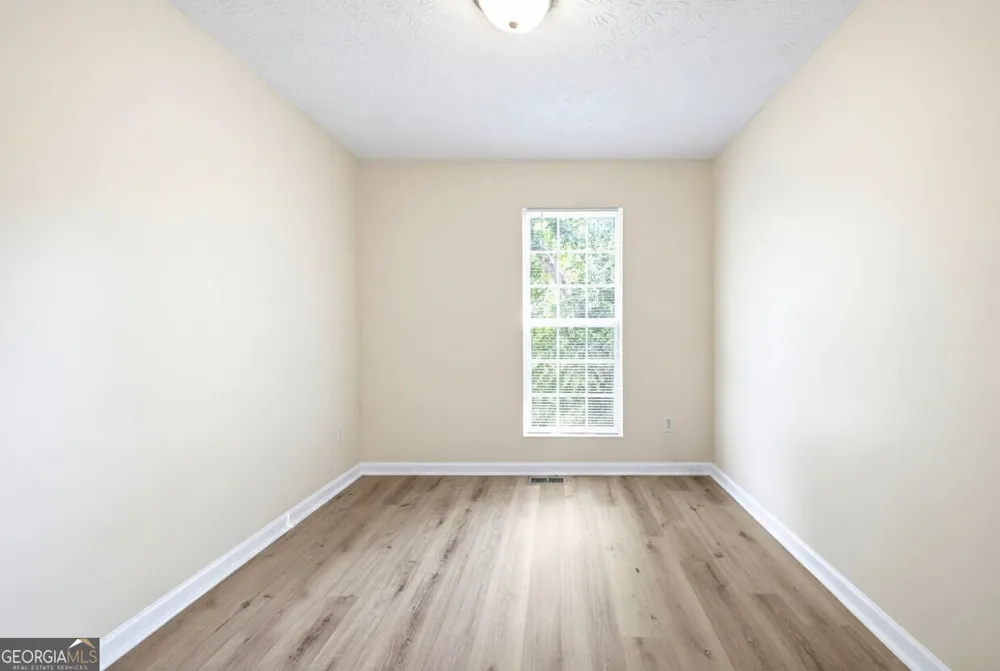 1934 Grove WAY Hampton, GA 30228