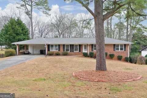 1055 Tuxedo DR