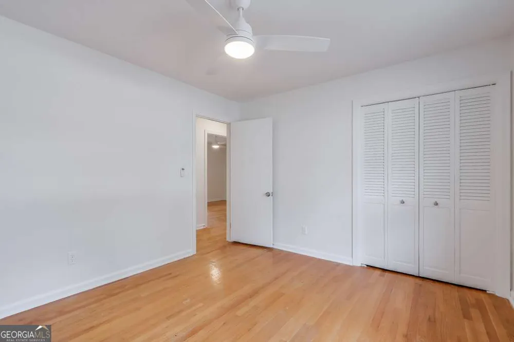 1055 Tuxedo DR Roswell, GA 30075
