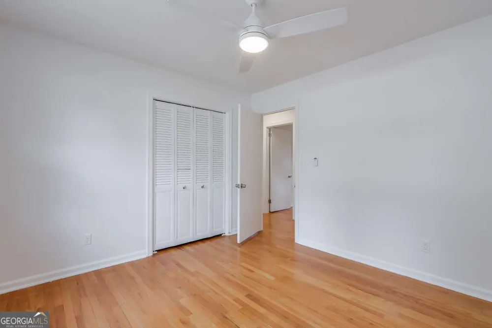 1055 Tuxedo DR Roswell, GA 30075