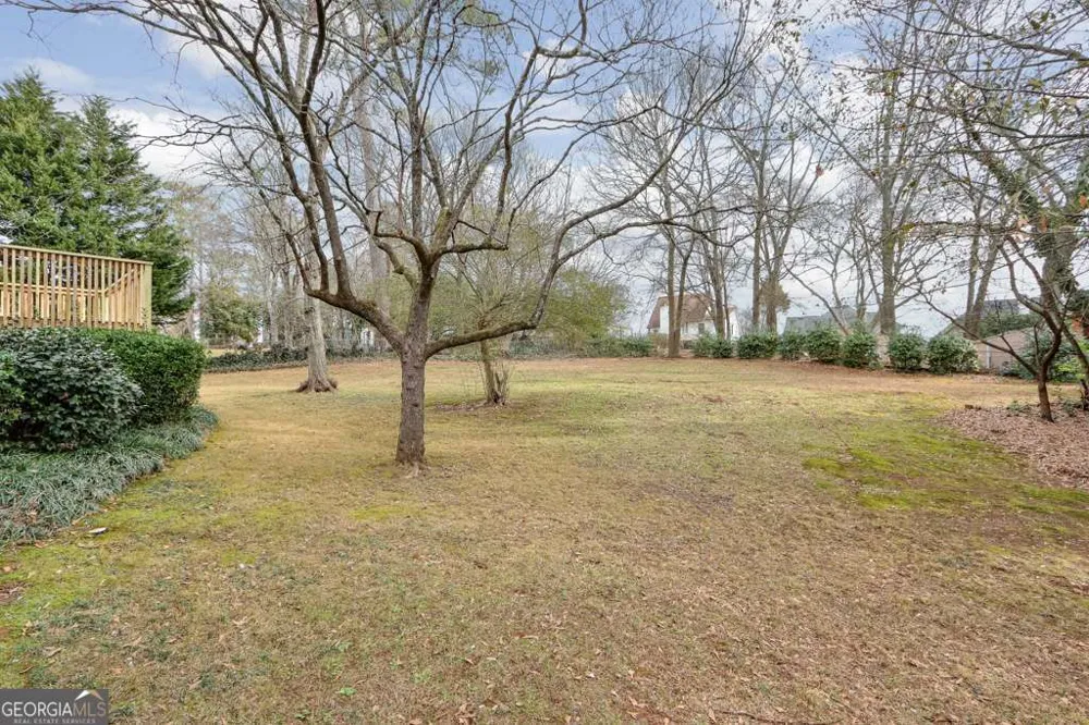 1055 Tuxedo DR Roswell, GA 30075