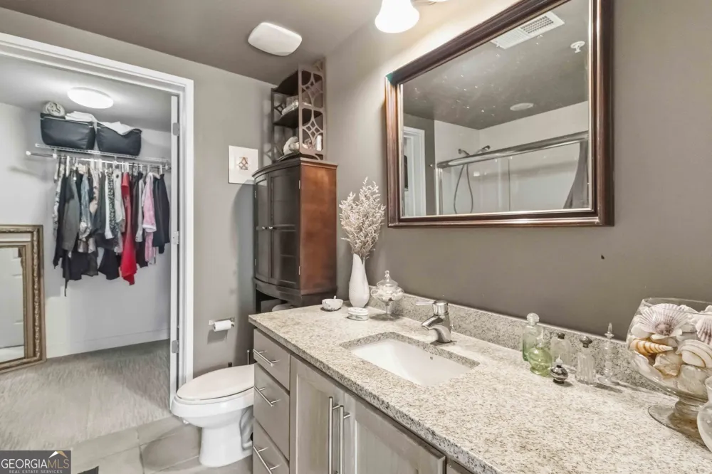 563 Memorial DR SE Atlanta, GA 30312