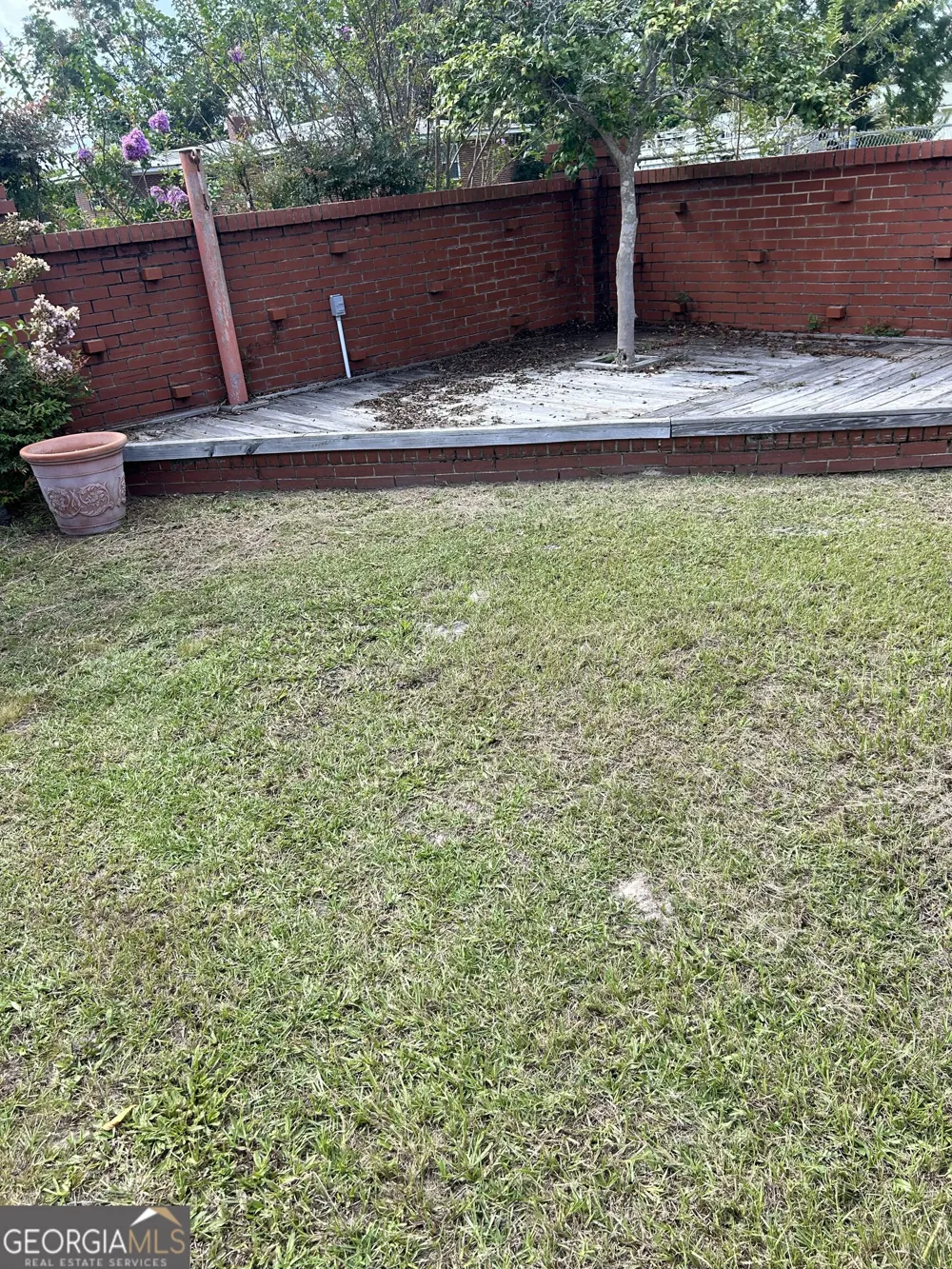 202 E 15th ST Alma, GA 31510