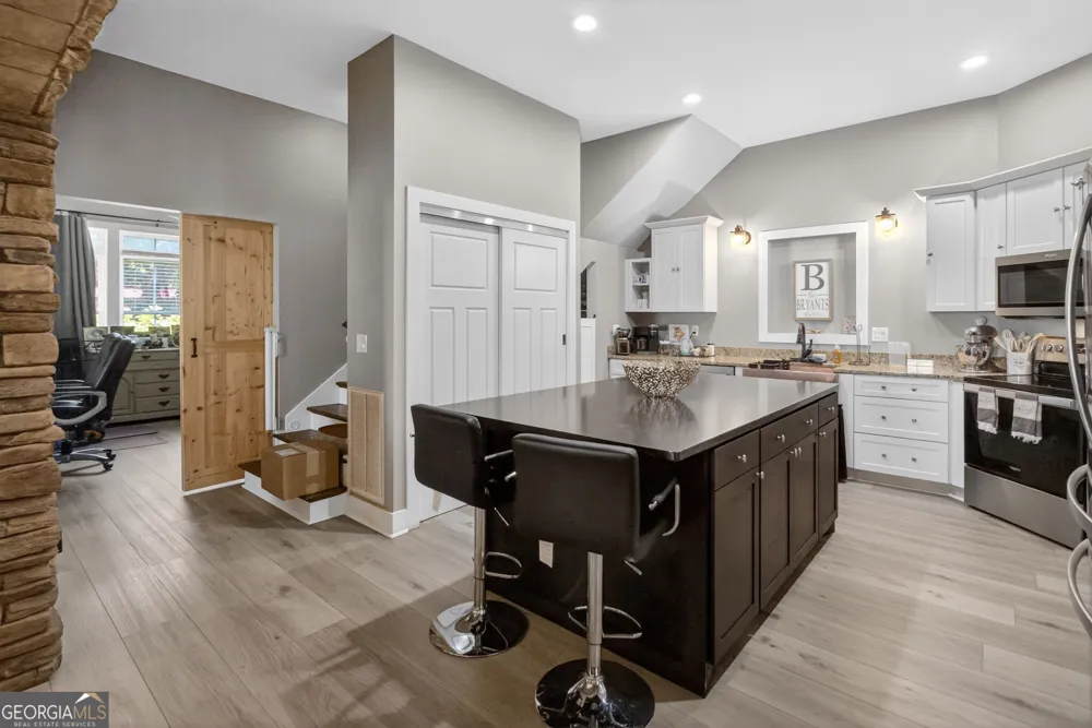 1504 Double Springs RD Townville, SC 29689
