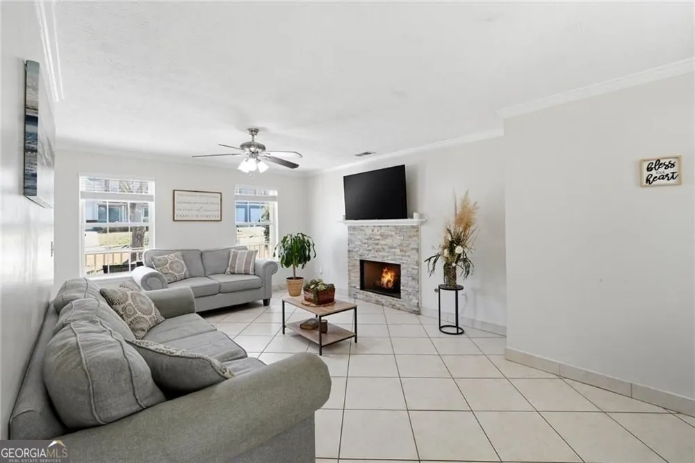 4643 Noah Overlook W Acworth, GA 30101