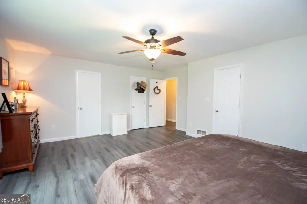971 Bo Bo Banks RD Grantville, GA 30220