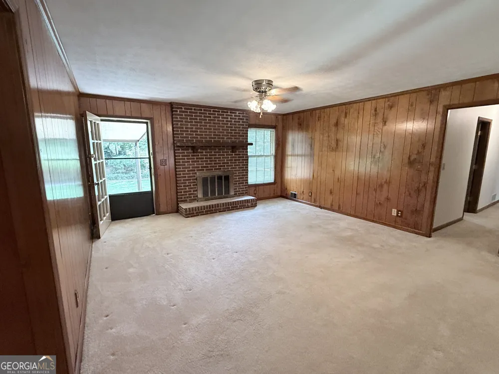 2305 Village DR Covington, GA 30016