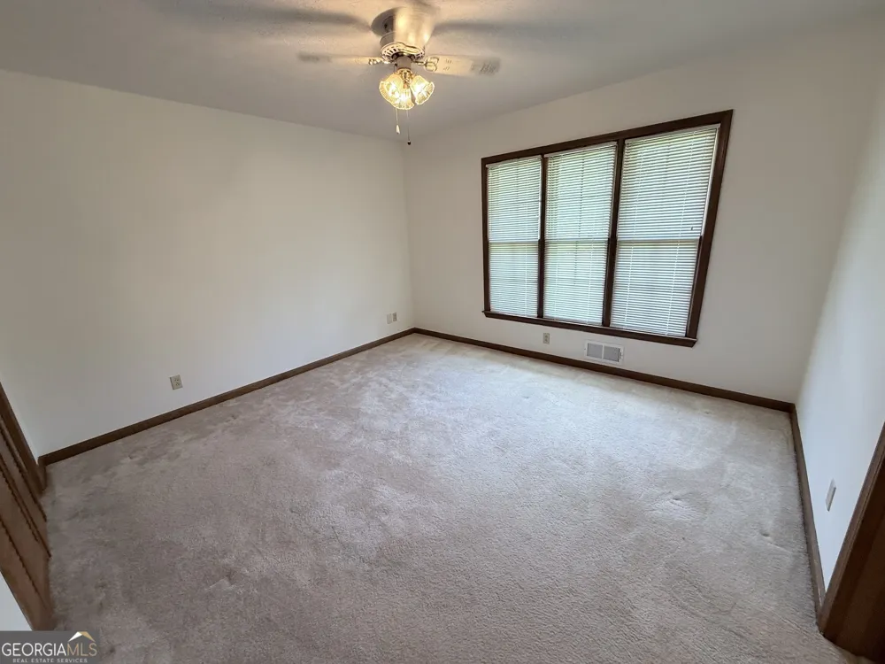 2305 Village DR Covington, GA 30016