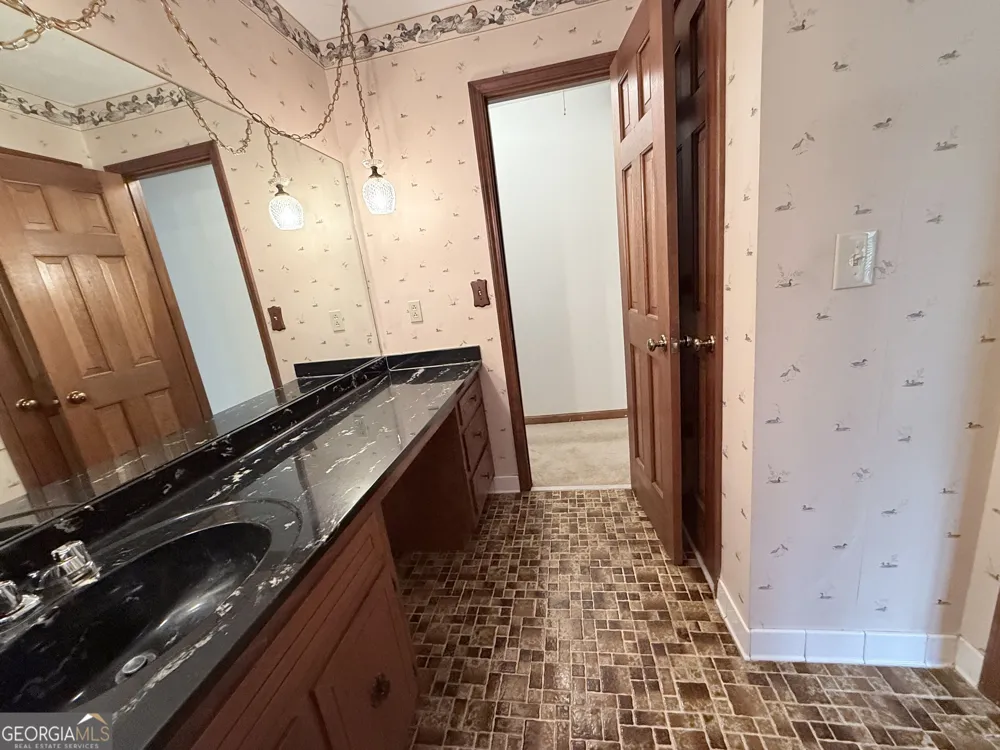 2305 Village DR Covington, GA 30016