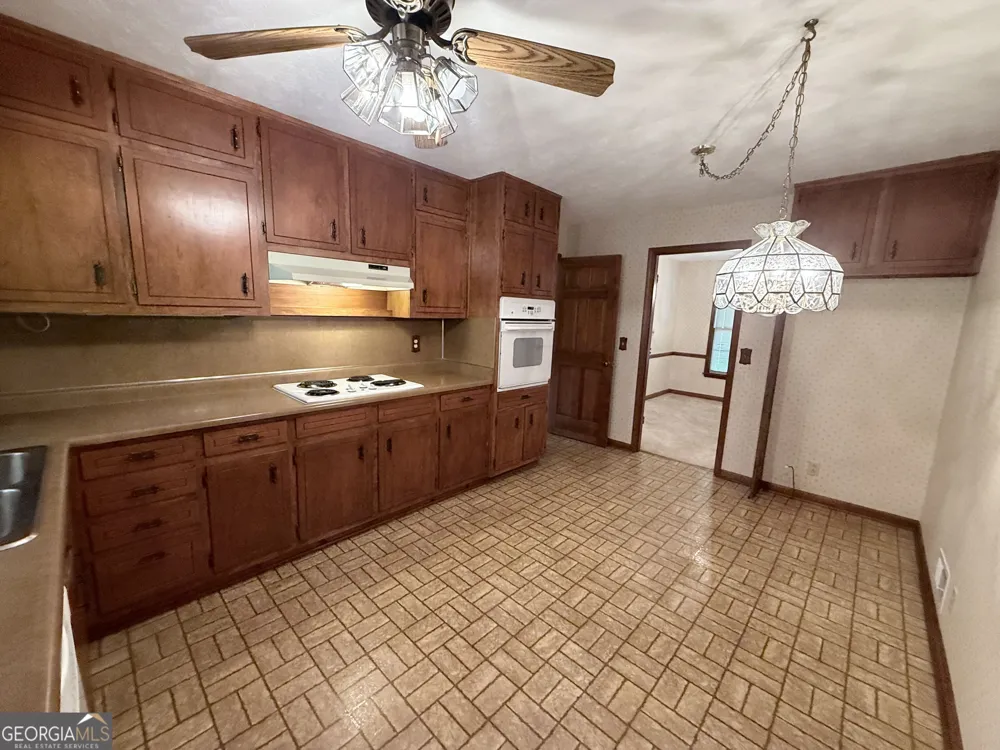 2305 Village DR Covington, GA 30016