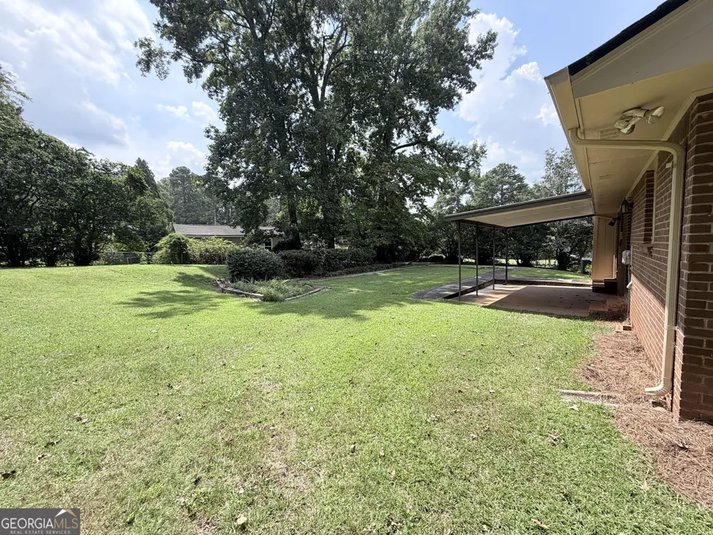 2305 Village DR Covington, GA 30016