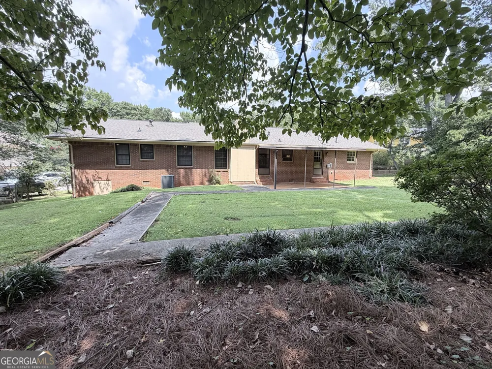 2305 Village DR Covington, GA 30016