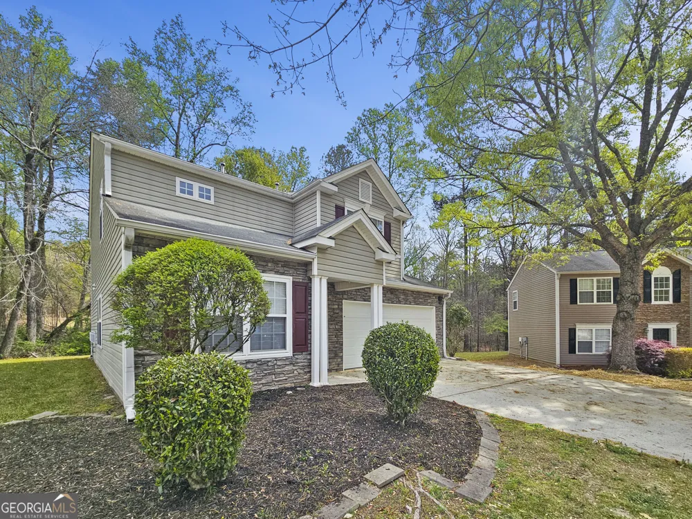 1236 Liriope LN Lawrenceville, GA 30045