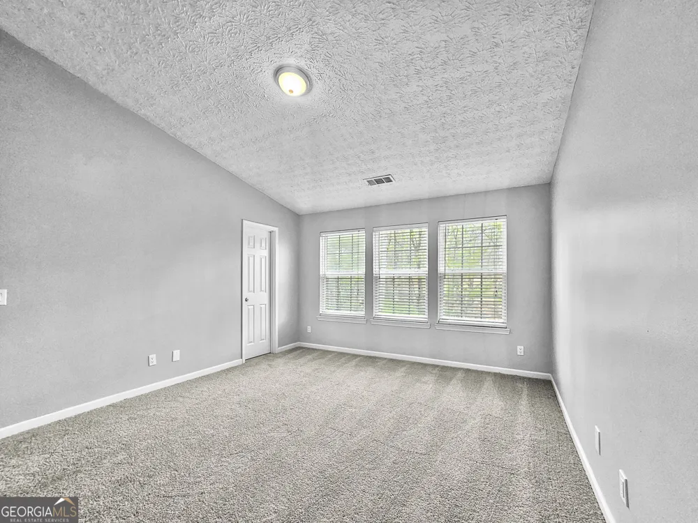 1236 Liriope LN Lawrenceville, GA 30045