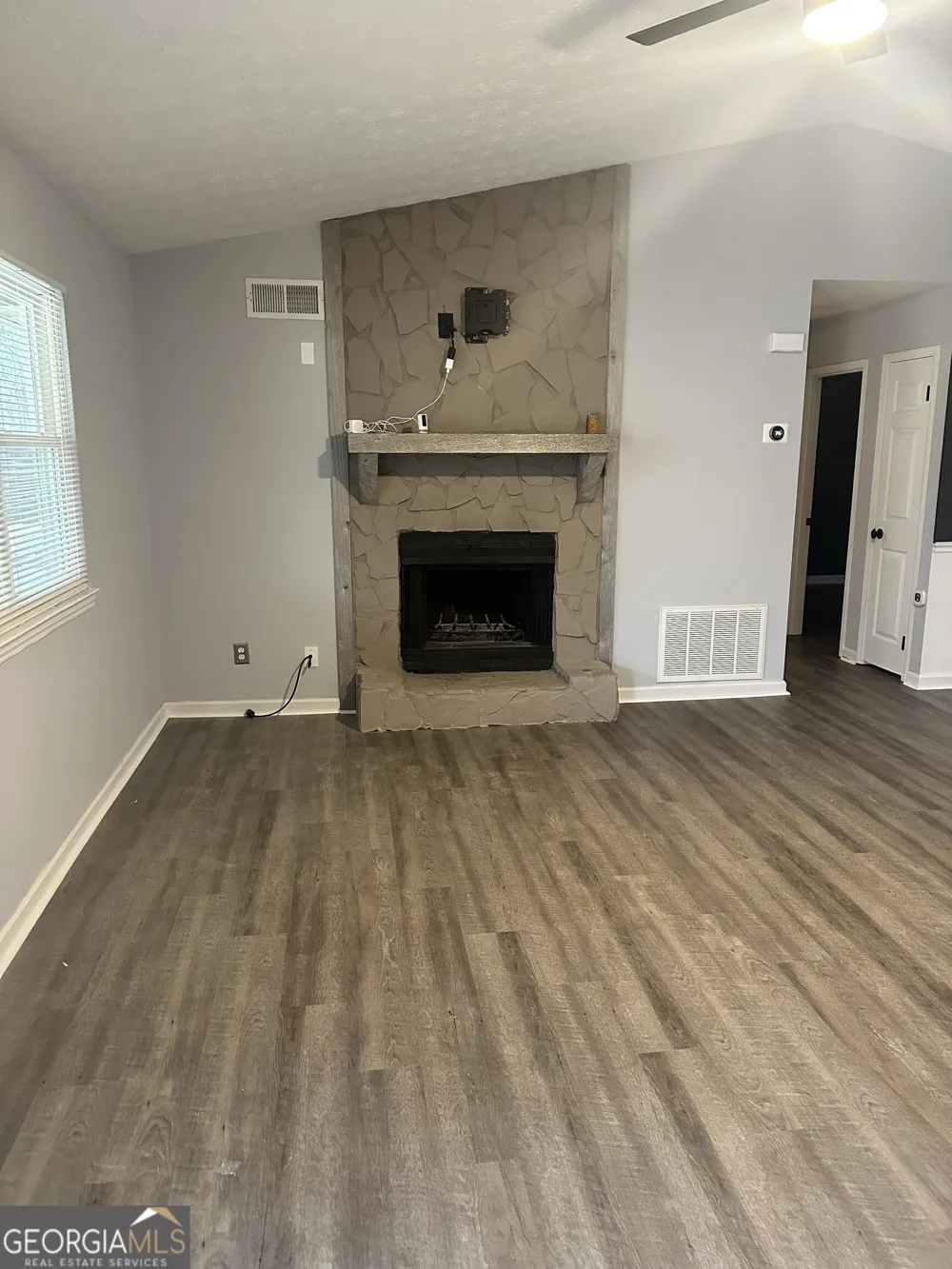 4183 Red Laurel WAY Snellville, GA 30039