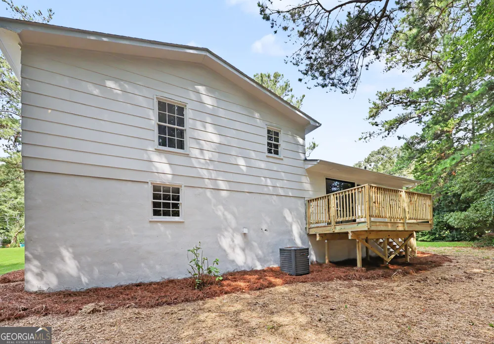 6200 Auburn DR Riverdale, GA 30296