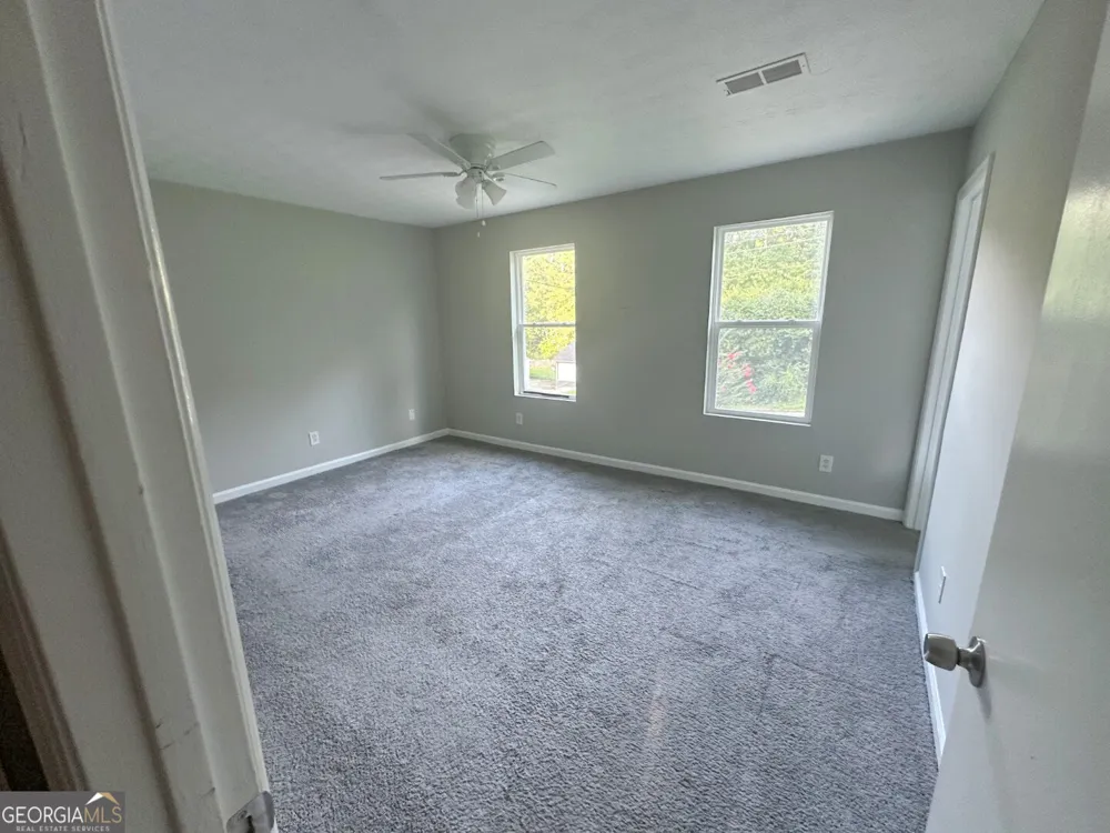 1819 Singer WAY Lithonia, GA 30058