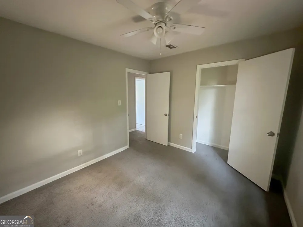 1819 Singer WAY Lithonia, GA 30058