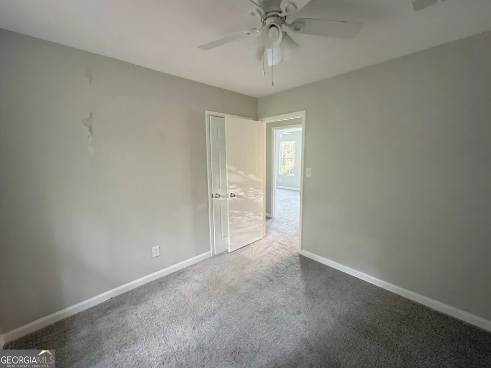 1819 Singer WAY Lithonia, GA 30058