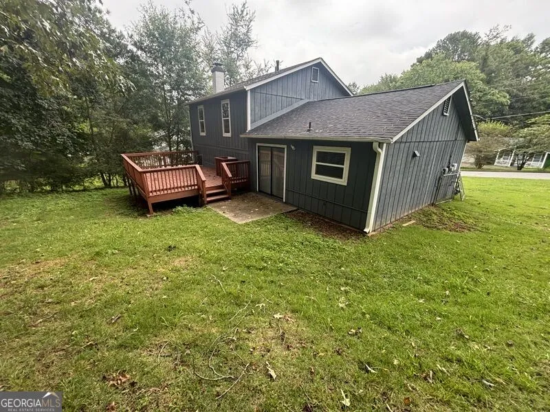 1819 Singer WAY Lithonia, GA 30058
