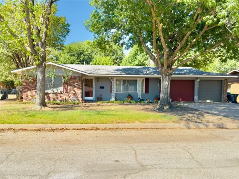 1552 Montclair Drive