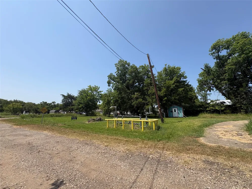 200 S Reagan Street Clarksville, TX 75426