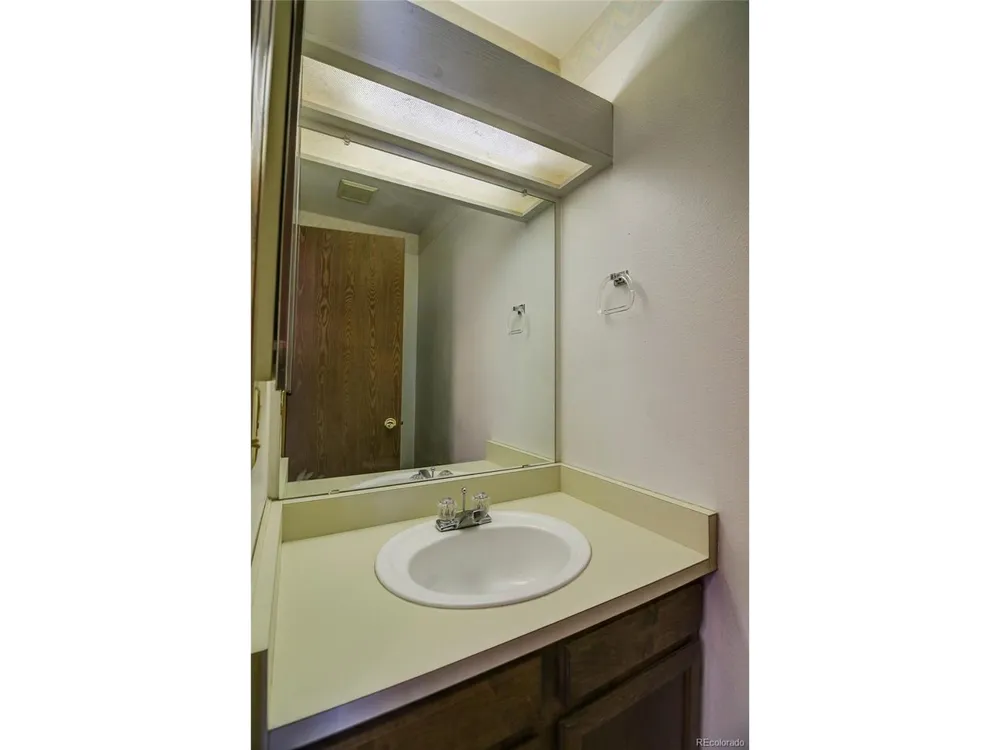 11610 E Bayaud Drive Aurora, CO 80012