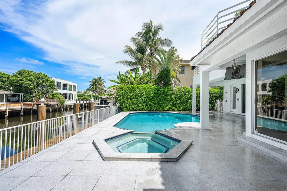 807 Coventry Street Boca Raton, FL 33487