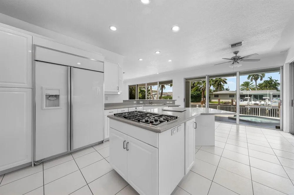 807 Coventry Street Boca Raton, FL 33487