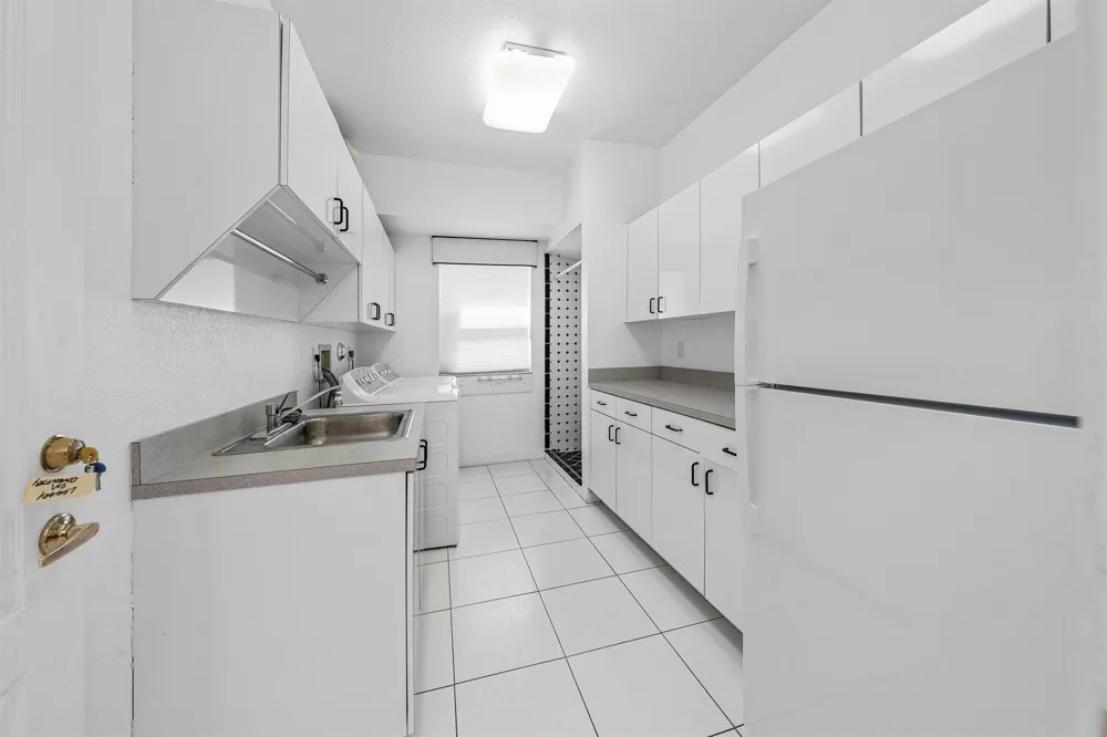 807 Coventry Street Boca Raton, FL 33487
