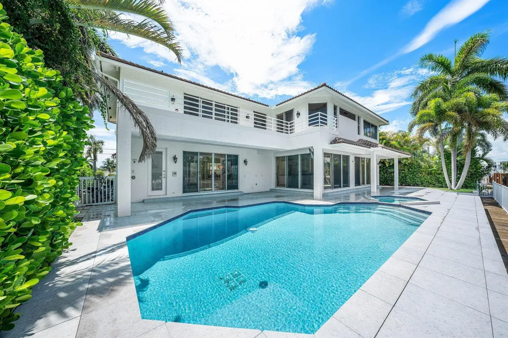 807 Coventry Street Boca Raton, FL 33487