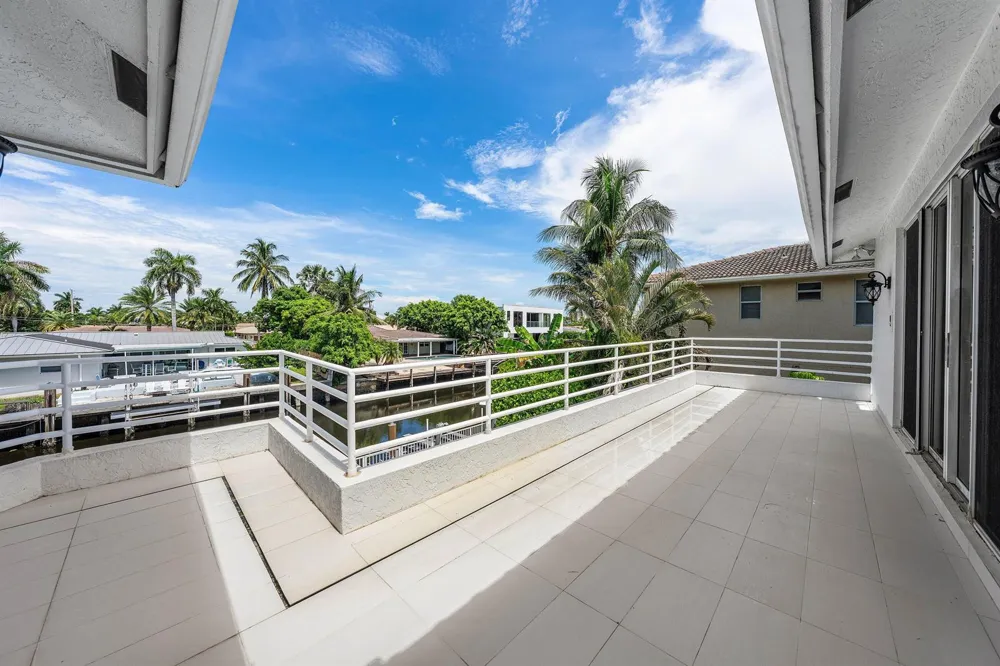 807 Coventry Street Boca Raton, FL 33487