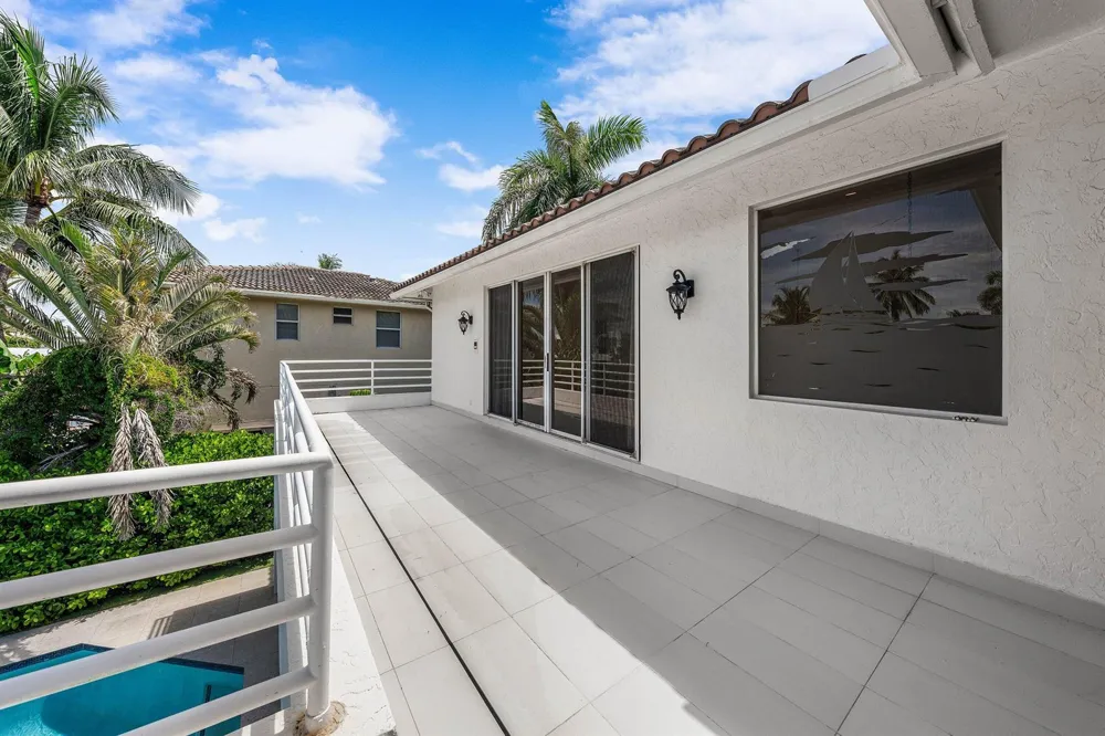 807 Coventry Street Boca Raton, FL 33487