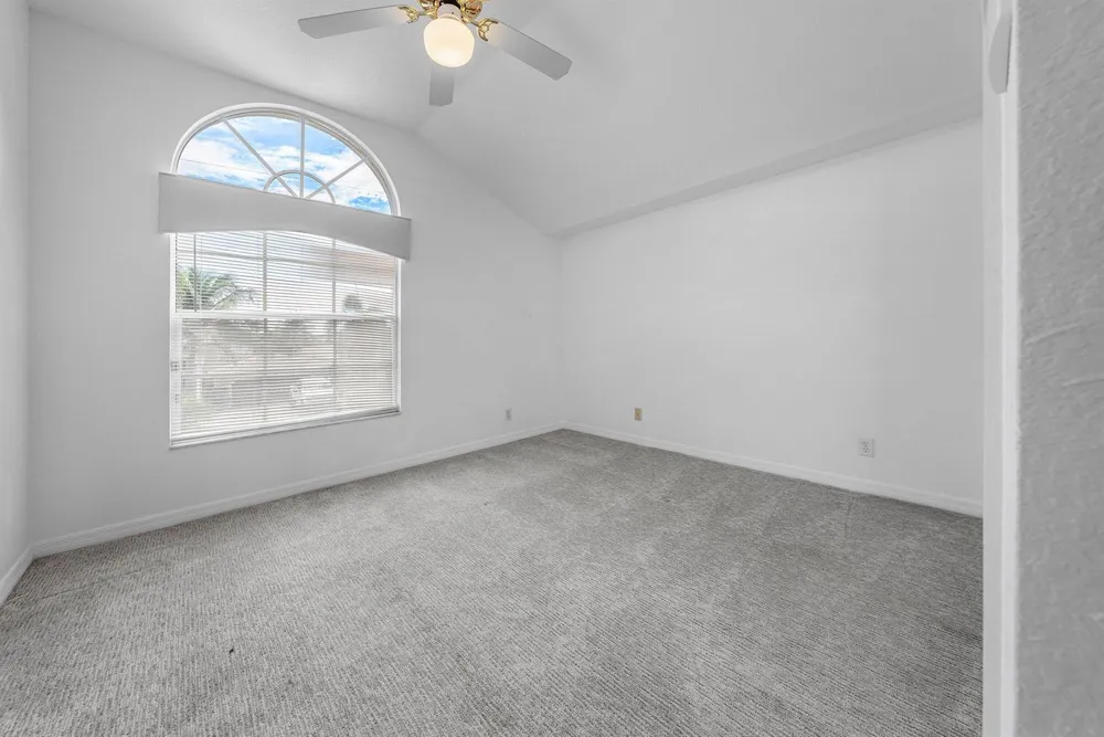 807 Coventry Street Boca Raton, FL 33487