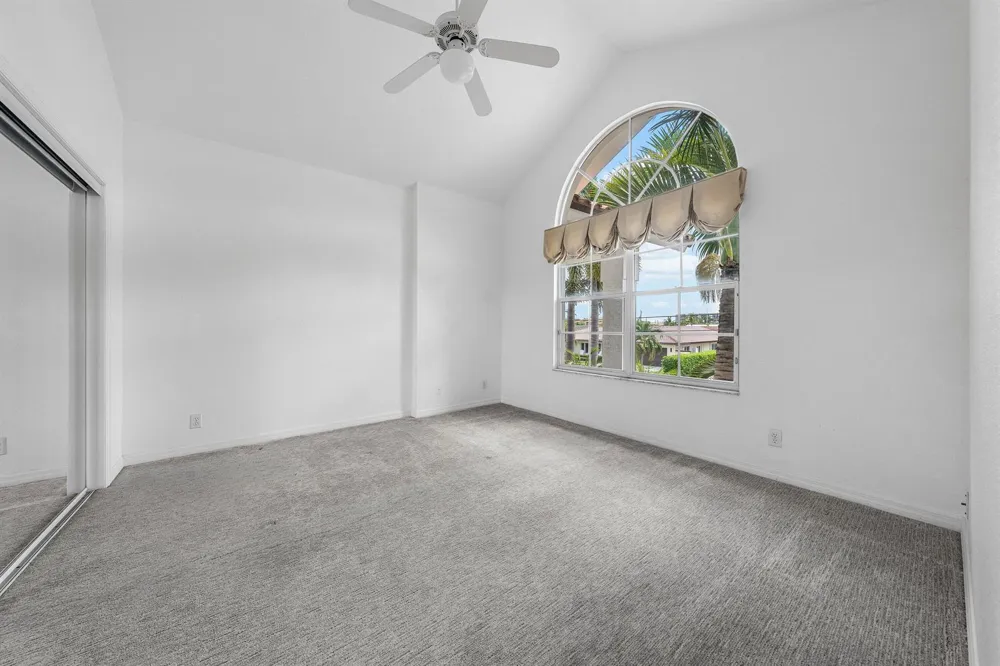 807 Coventry Street Boca Raton, FL 33487