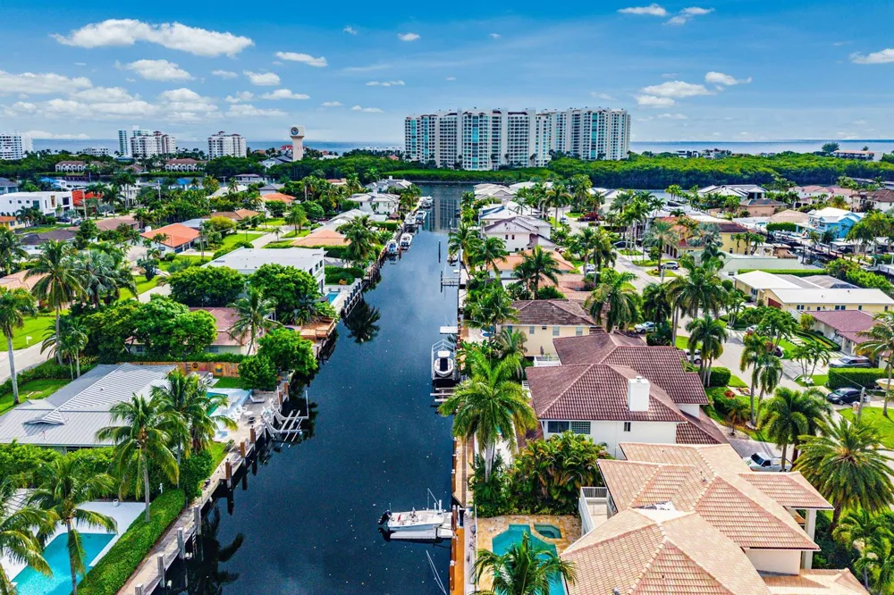 807 Coventry Street Boca Raton, FL 33487
