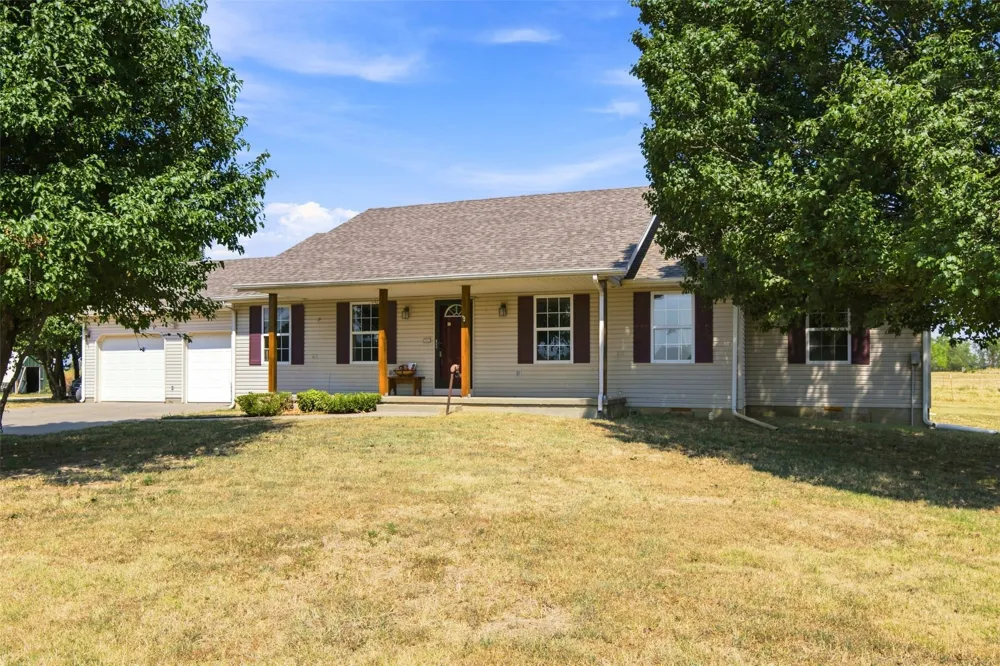 57420 E 140 Miami, OK 74354