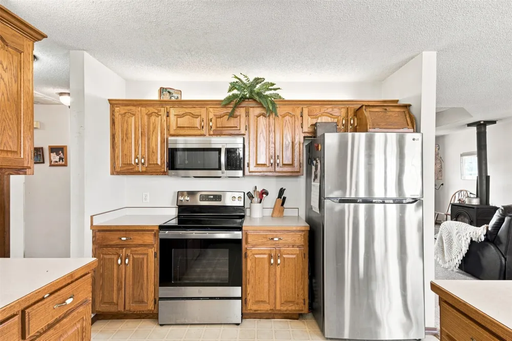 57420 E 140 Miami, OK 74354