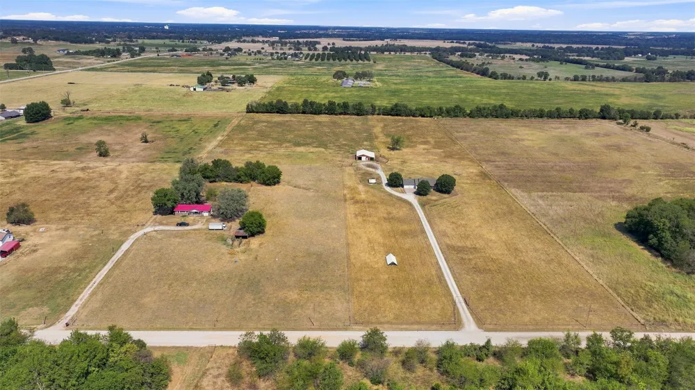 57420 E 140 Miami, OK 74354