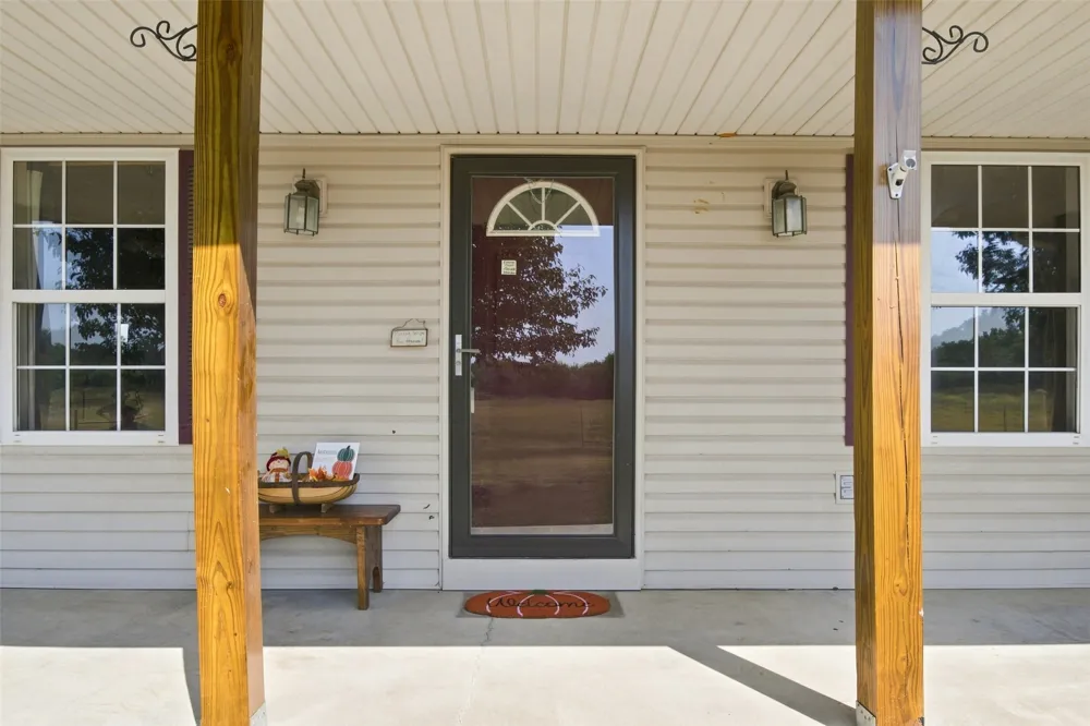 57420 E 140 Miami, OK 74354