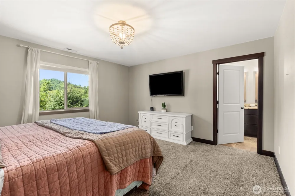 254 Williams Creek Road Oakville, WA 98568