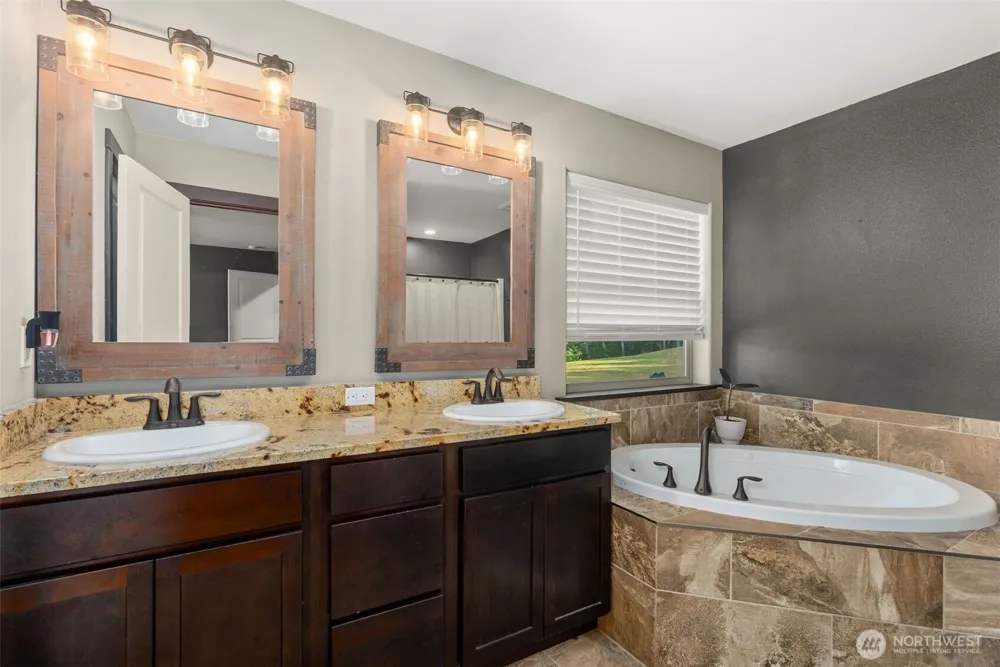 254 Williams Creek Road Oakville, WA 98568