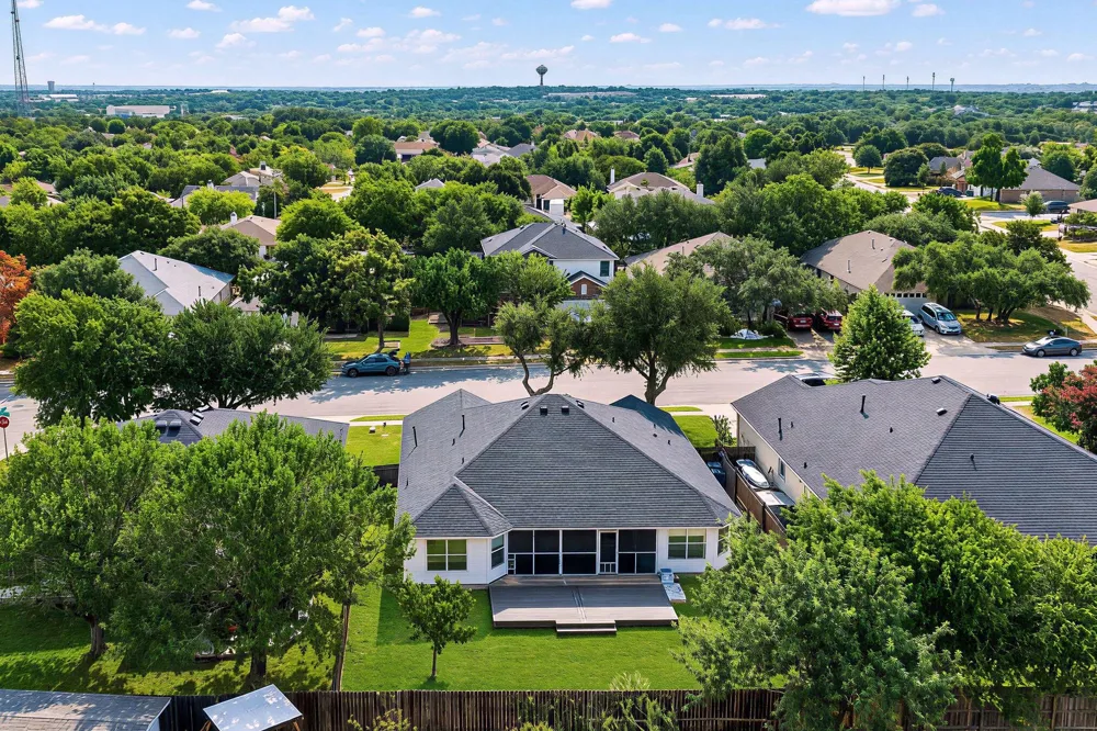 2111 Wheaton Trail Cedar Park, TX 78613
