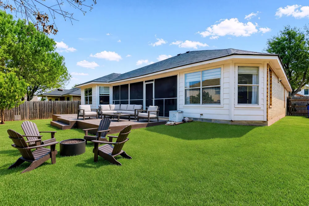 2111 Wheaton Trail Cedar Park, TX 78613