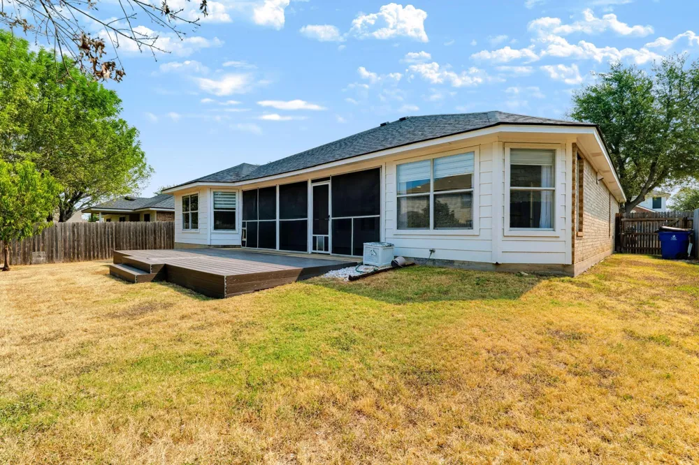 2111 Wheaton Trail Cedar Park, TX 78613