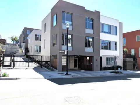 501 Hudson Avenue #304