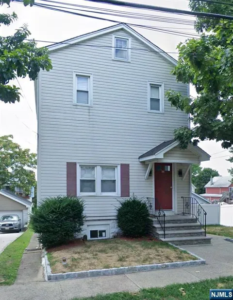 35 Orchard Street 2nd Floor